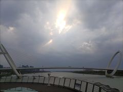 -南京眼步行桥