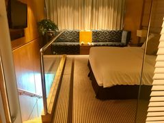 -苏州金鸡湖中茵皇冠假日酒店