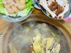 -威邵鸡煲(西华路总店)