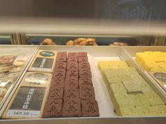 -酥大興·新国潮糕点配茶饮(龙岗万达黑金店)