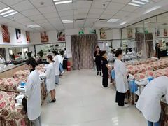 -首脑美容美发化妆美甲培训学校(龙岗校区)