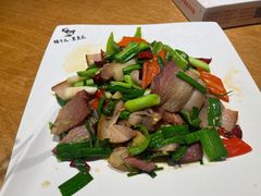 蒜苗腊肉-三猫黑鱼花(南大店)