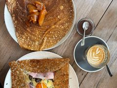 慢炖盐焦糖苹果可丽饼-RAC BAR(安福路店)