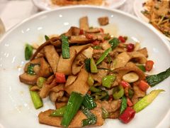 -鑫巴蜀小镇 · 水煮鱼专研店(玉桥店)