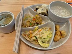 -素满香·全民食养自助(长宁龙之梦店)