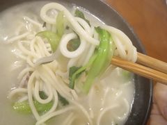 -云南路美食街