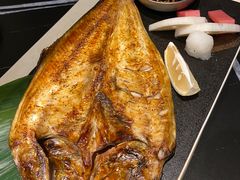 -山川小町·极番烧肉(新地假日广场店)