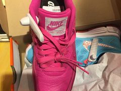 -NIKE上海青浦换季优惠店