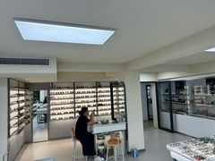 -潘多拉眼镜·蔡司依视路明月(潘家园店)