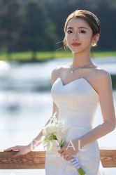 -挪娅婚纱摄影皇家会所