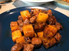 小菠萝炒雪花牛肉-半山腰·云南菜(侨福芳草地店)