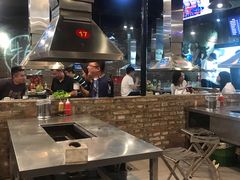 -马路牙子烧烤音乐酒馆(望京店)