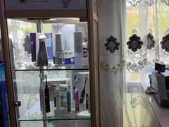 -茂菊口腔连锁(浦东南路店)