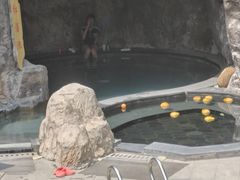 -裕龙汤泉