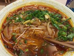 -馋虫重庆火锅(玉林南街店)