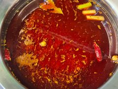 -牛华周记麻辣烫起源店