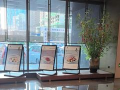 -凤凰园烤鸭店·唐山菜·传承花椒肉(老唐丰路店)