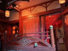-暴风岛沉浸式体验馆(百联世纪店)