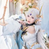 今日闲暇，与姐妹相邀