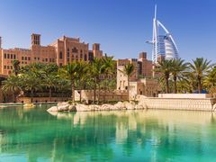 -迪拜帆船酒店海底餐厅