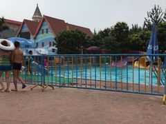 -欢乐水魔方水世界