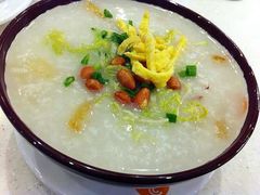 招牌艇仔粥-龙记烧腊茶餐厅(常德路店)