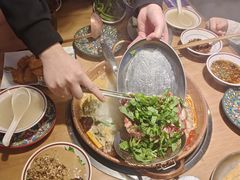 -洱火云南酸菜牛肉火锅(石景山当代商城店)