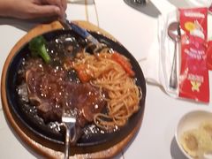 -豪享来(我格广场店)