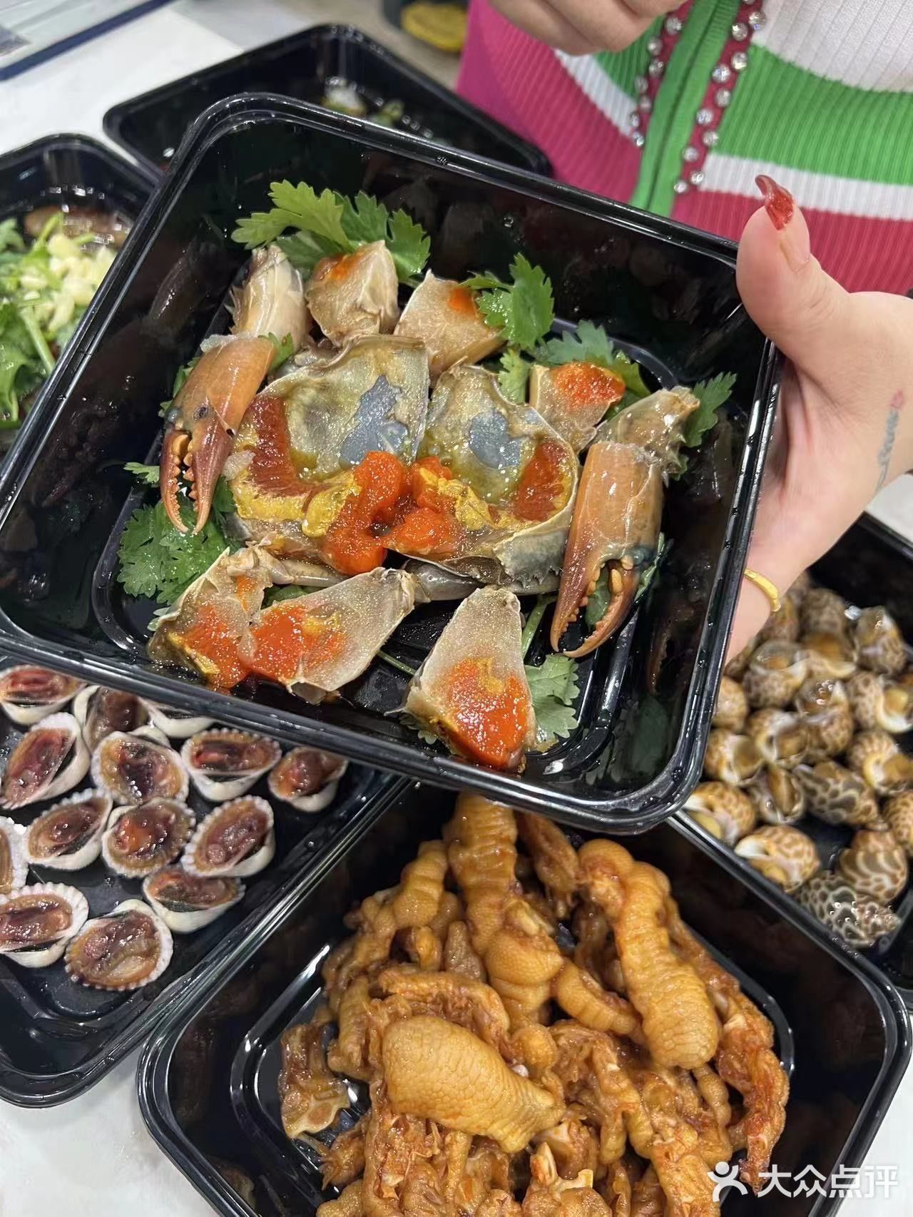 第一次就吃到了味道超棒的潮汕生腌～