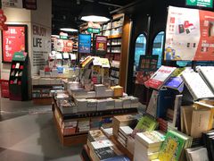 -西西弗书店&矢量咖啡(凯德晶萃广场店)