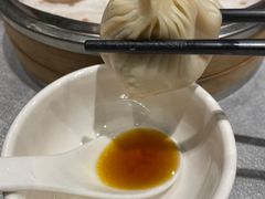 蟹黄包-老正兴菜馆(福州路店)