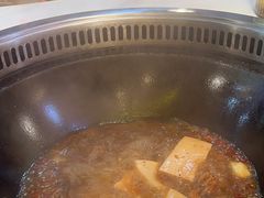 -哈尔滨烧烤·山河村铁锅炖(交大店)