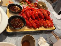 -肥肥虾庄·金牌油焖大虾(杨园滨江时代walk店)