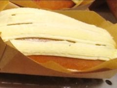 牛油果风味奶油冰面包-巴黎贝甜(红梅店)