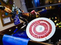 -青岛香格里拉·鱼跃地中海西餐厅