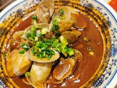 -爆炸头阿姨小四川正宗川味小吃(无任何分店)