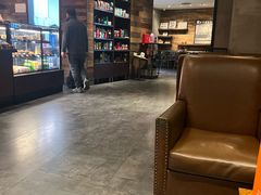 -星巴克(济南美莲广场店)