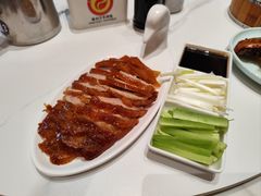 -梅利汴京烤鸭•开封豫菜地标店(东司门店)