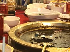 -山城年华老火锅(玉林店)