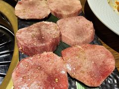 -炼火烤肉店
