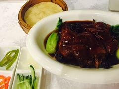 金丝小枣煨肘-乾园风尚五大道