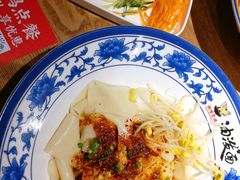 招牌油泼扯面-陕味食族油泼面(工商大学店)