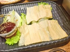 自制豆腐皮-鱼头泡饭·湖北菜·非物质文化遗产(岳家嘴总店)