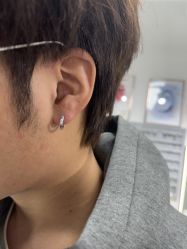 -AI艾耳·专业手工耳洞·穿孔美学馆