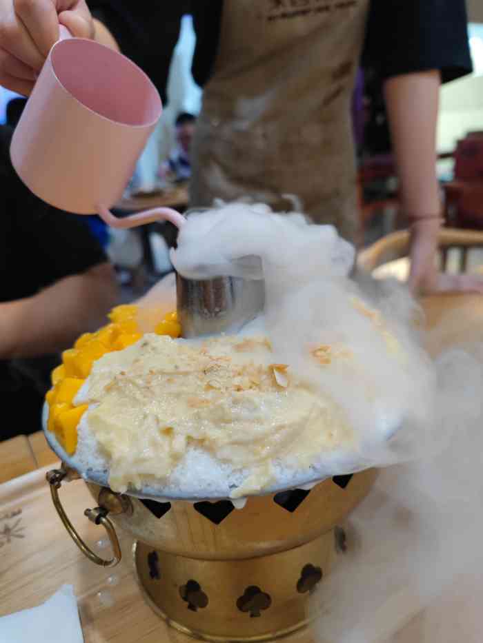 米唐冰巢(平和堂店)-"这家店的地理位置就在.新世界百货和平和堂.