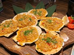 蒜蓉烤扇贝-品米斗·精致料理(浦东禹悦汇店)