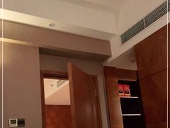 -珠海拱北口岸希尔顿欢朋酒店