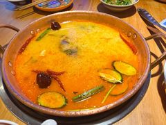 -洱火云南酸菜牛肉火锅(石景山当代商城店)