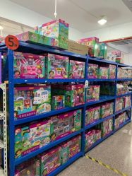 -逝水玩具折扣店