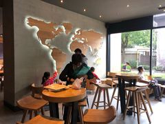 -星巴克(美丽华花园店)